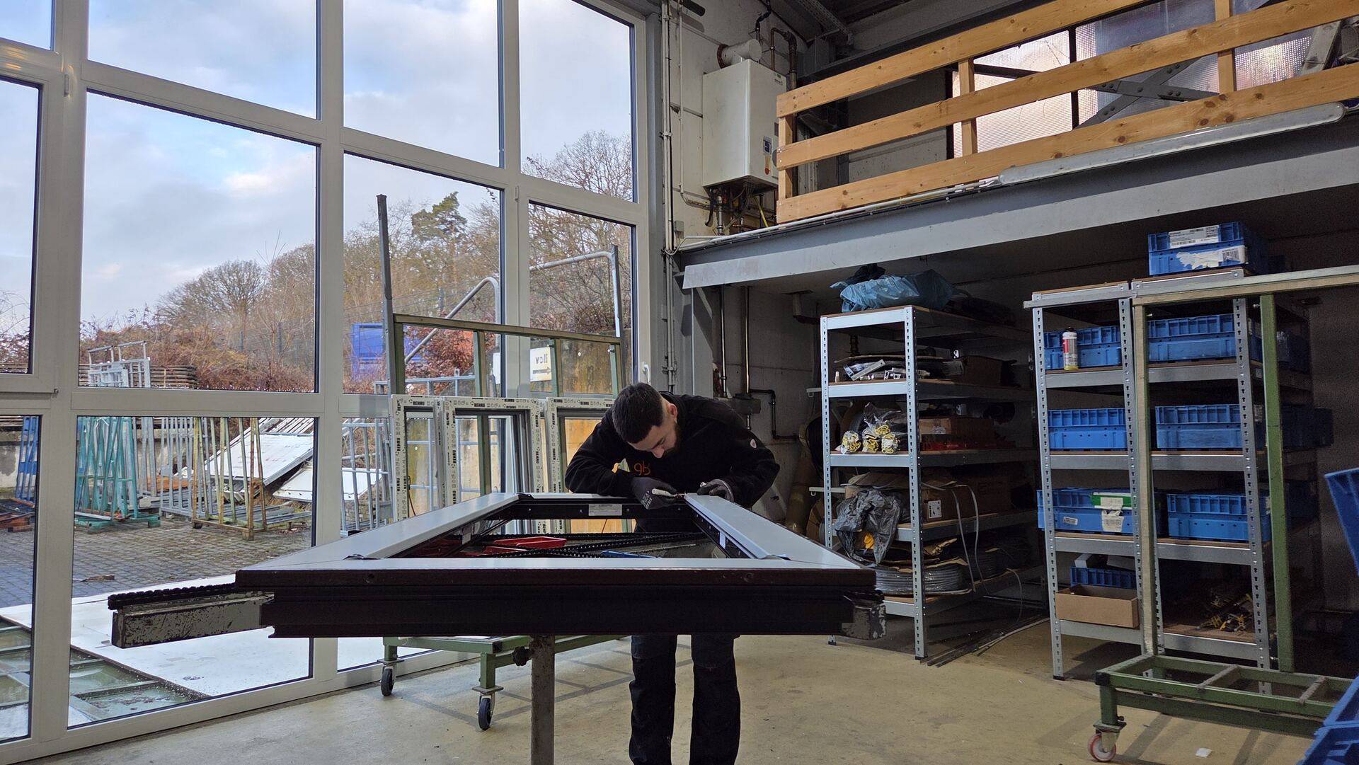 Fensterfertigung bei Gülak Fensterbau in Hüttenberg-Rechtenbach