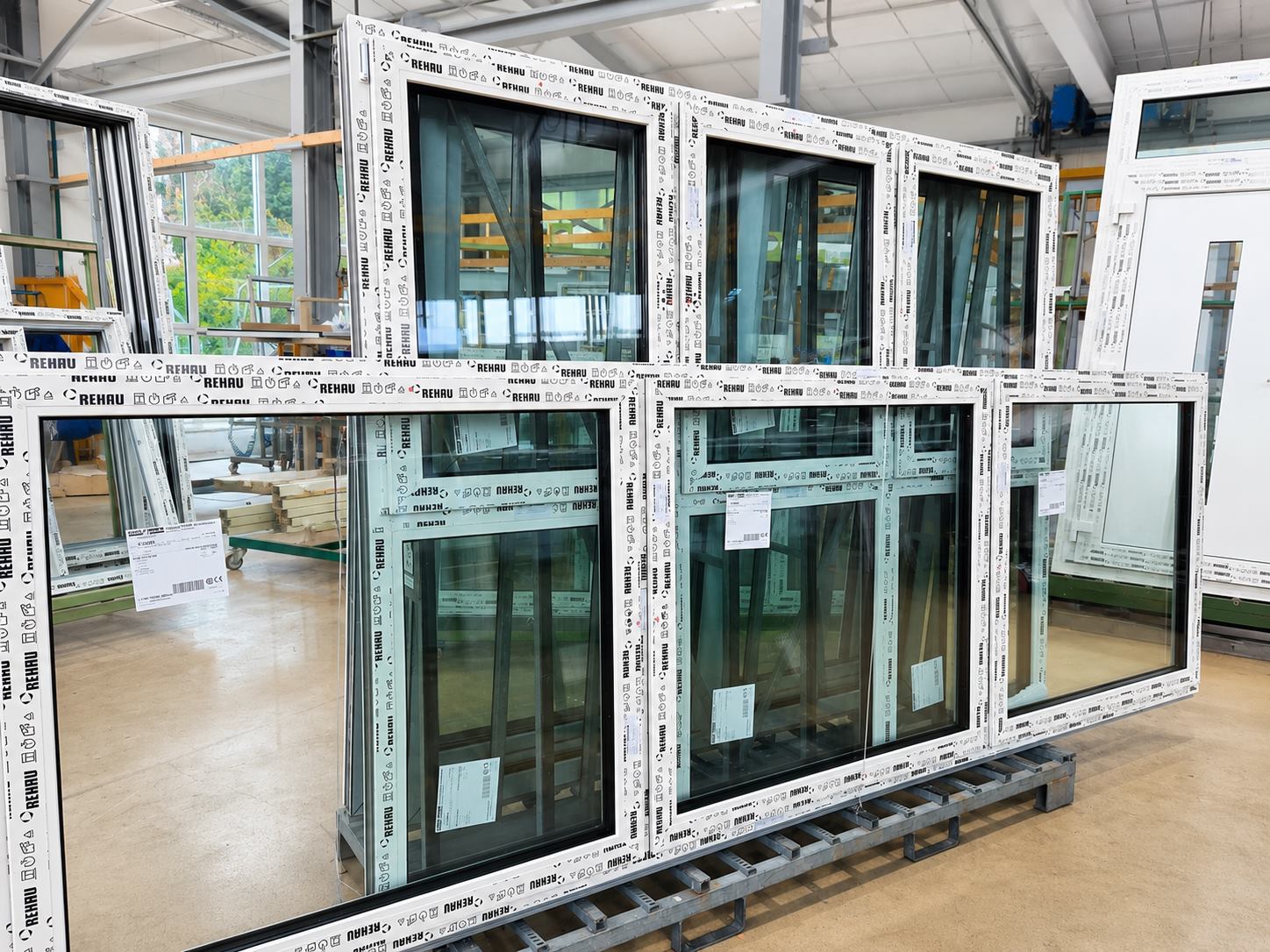 Gefertigte Fenster in der Werkstatt von Gülak Fensterbau